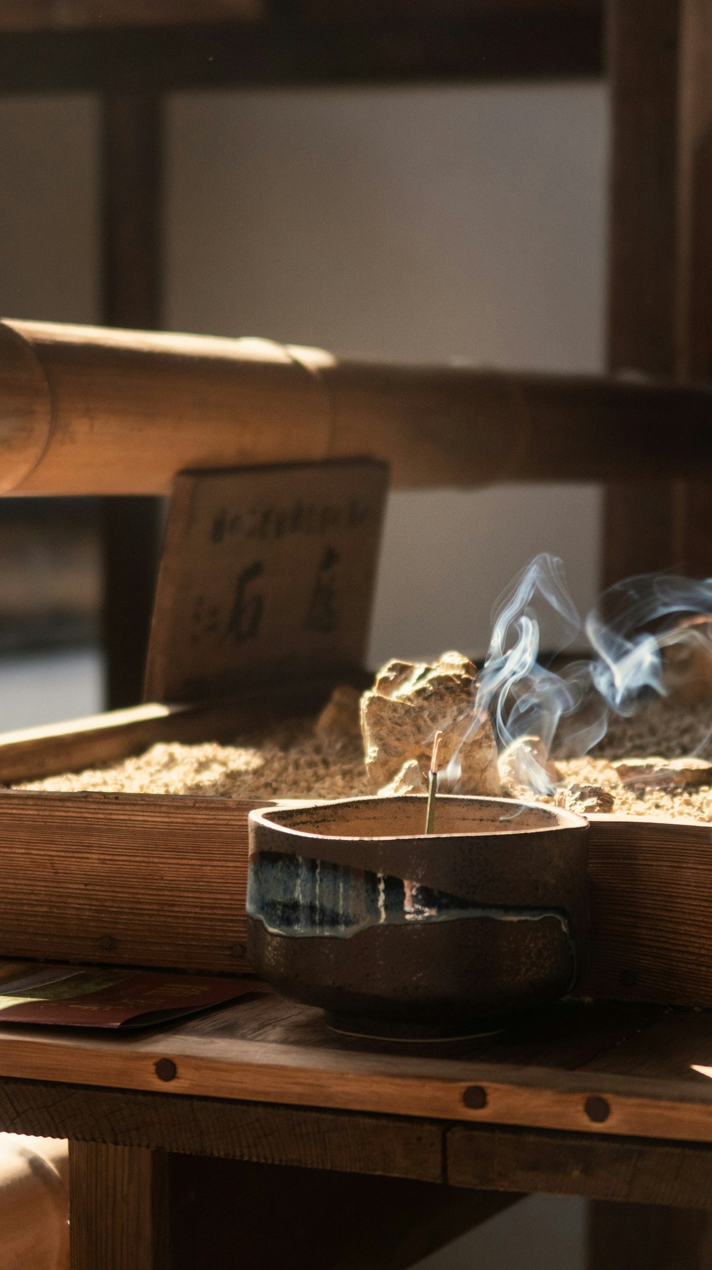 Japanese Incense Starter Set from Japan — Premium Koh Sticks, Ceramic Holder & Ash, with English Guide